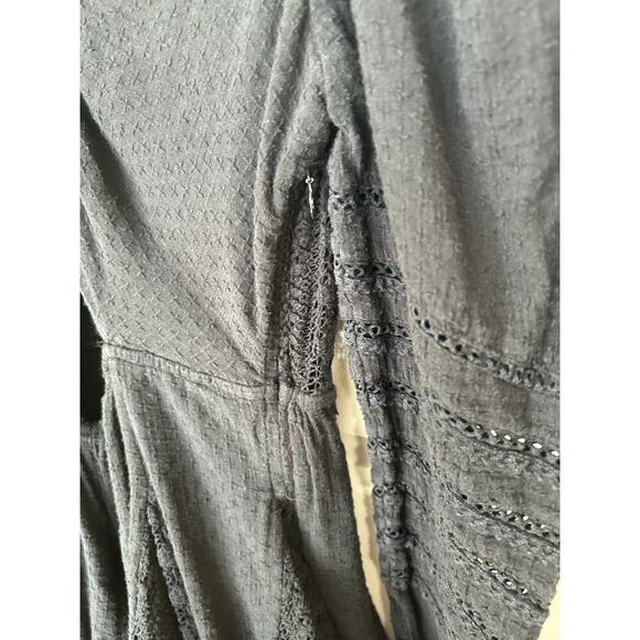 Hemant & Nandita Juhi black mini intricate lacy flared skirt - Picture 6 of 7